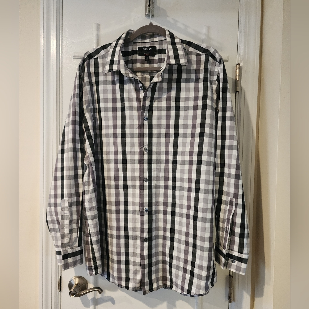 Mens dress shirt From APT9 - blk/wht/grey check - SZ: 17.5N x 34/35S